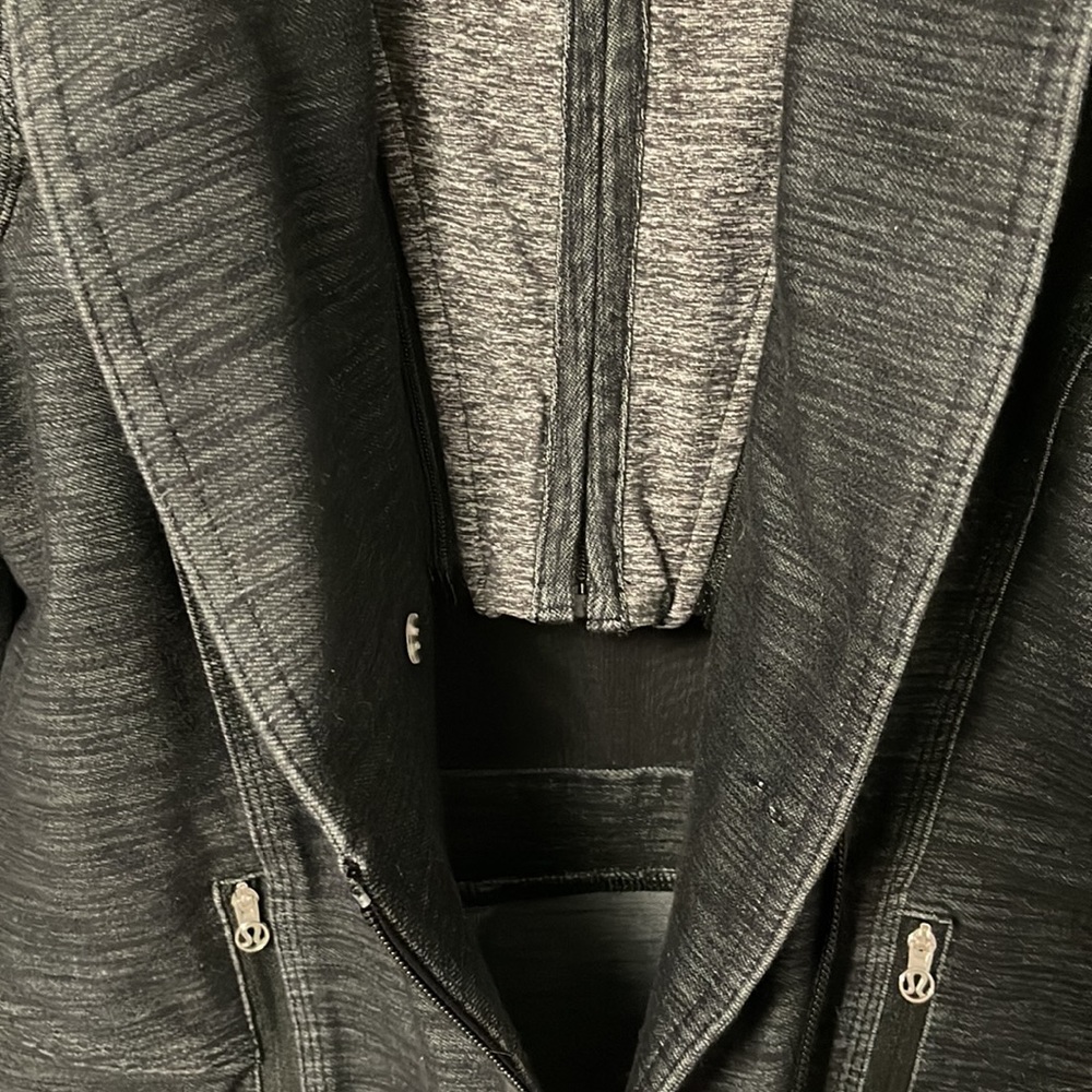 Lululemon Ride On Blazer - Picture 4 of 5